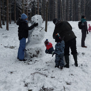 Schneemann bauen